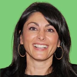 Headshot of Elizabeth Sarquis