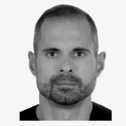 Headshot of Konrad Łykowski